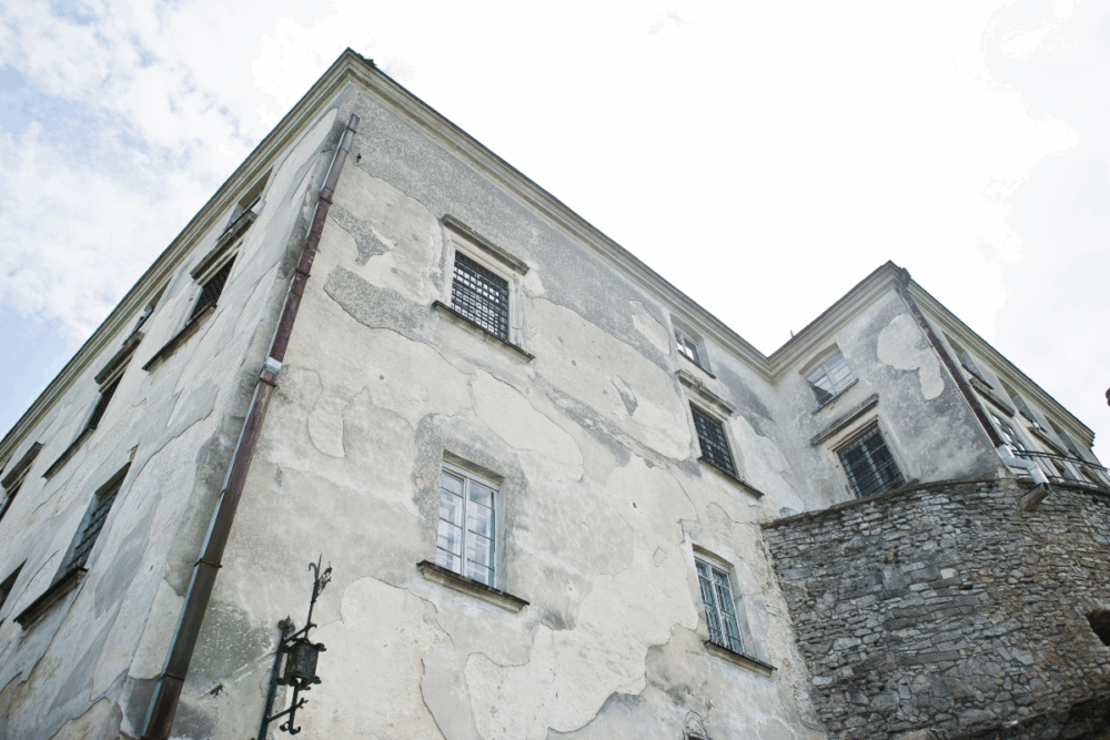 Common pressure washing myths.